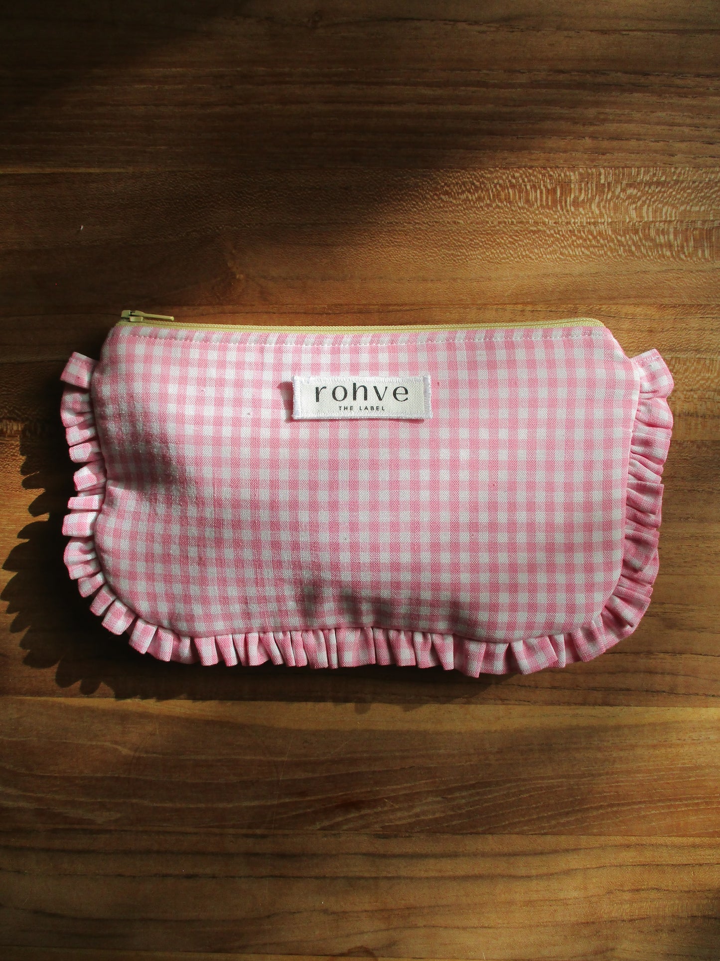 The Frill Pouch