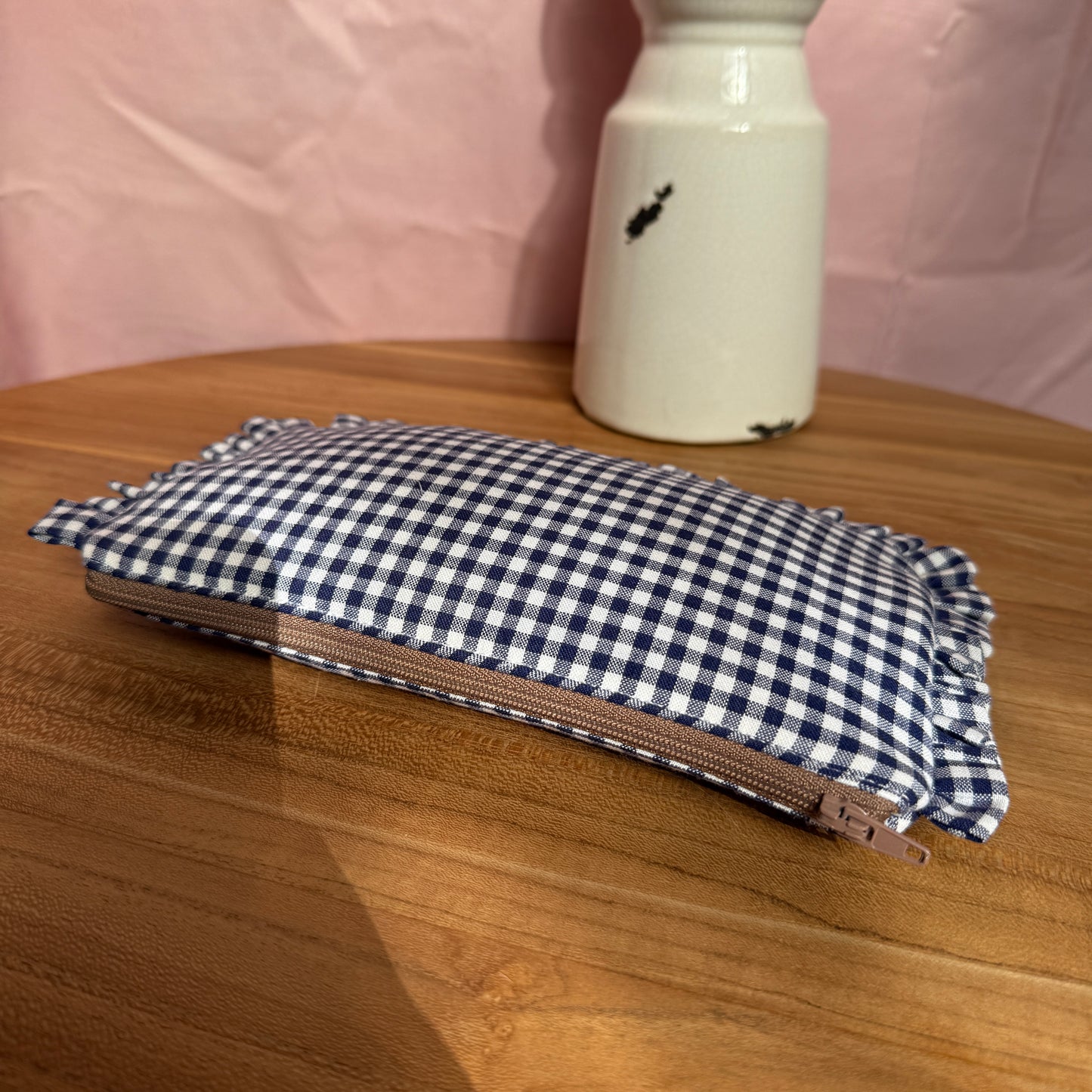 The Frill Pouch